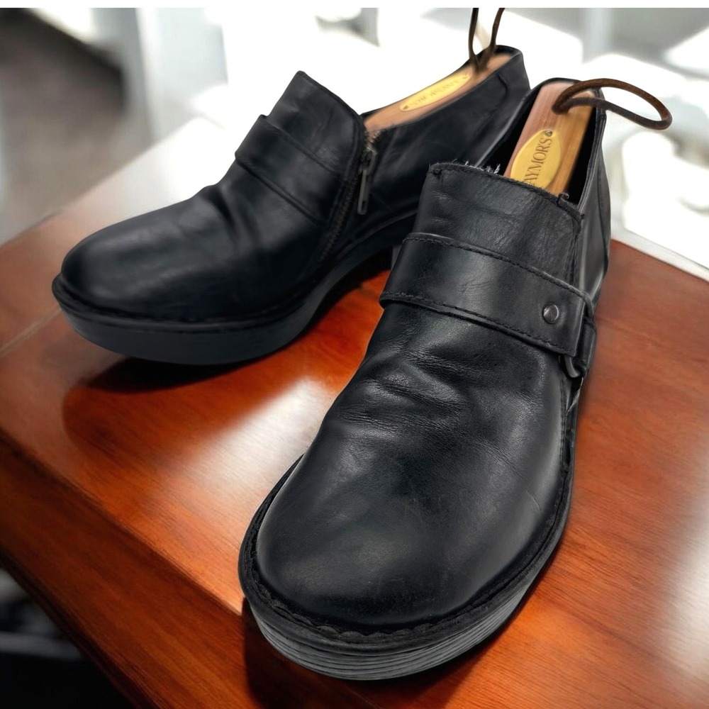 Born‎ Harness Strap Western Ankle Boots Women 9.5 Black Leather Side Zip Heel